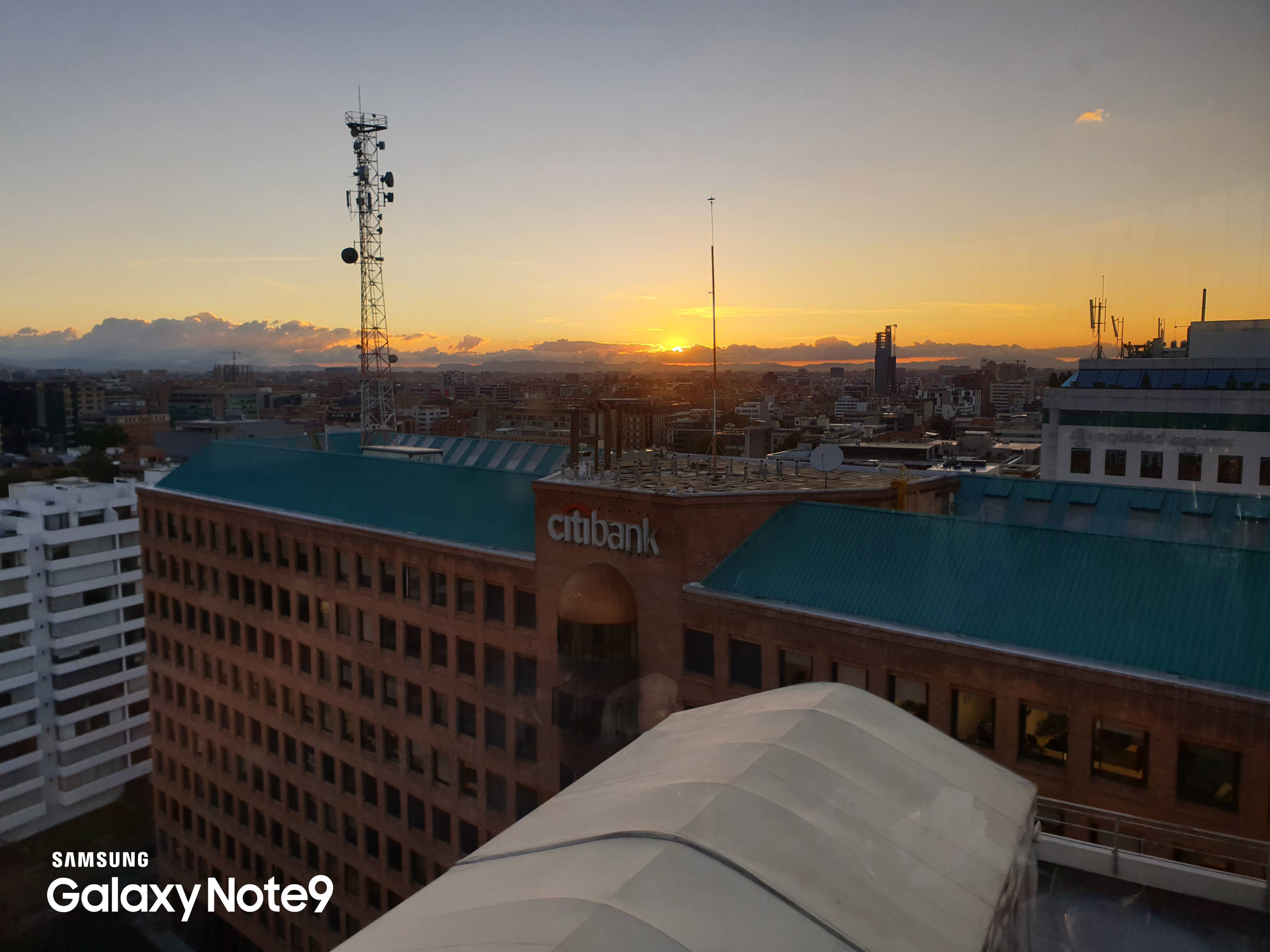 ¡Elige la que más te guste! Cámara del Samsung Galaxy Note 9 vs Huawei P20 Pro ¡Elige la que más te guste! Cámara del Samsung Galaxy Note 9 vs Huawei P20 Pro