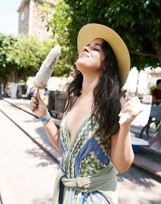 Camila Cabello debuta con mariachi en México Camila Cabello debuta con mariachi en México