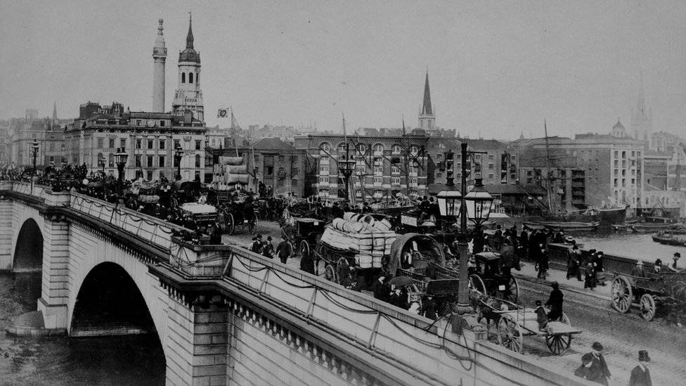 103621617londonbridgeinlondongetty-d5e07abf9e24e195dd15ece3dd76d3cc.jpg