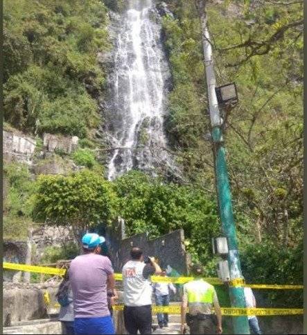 Deslizamiento en Baños de Agua Santa