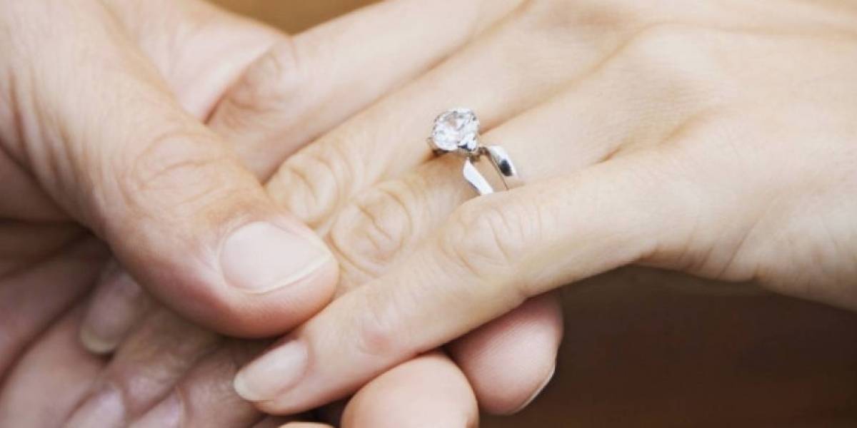 VIRAL: Finge su muerte en un accidente de moto para proponer matrimonio