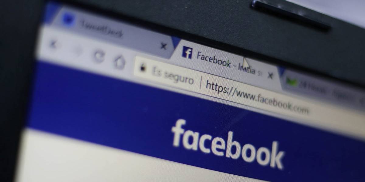 Fallo genera tensión: Lo funaron por Facebook tras tocar a mujer y justicia ordenó eliminar la publicación
