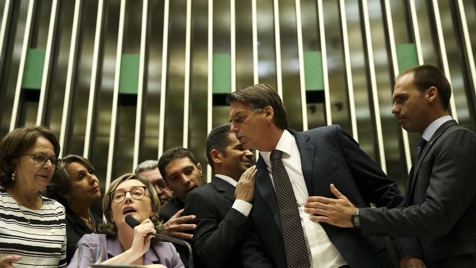 103665031mcbolsonaromariarosariofotomarcelocamargo14092016004-5f86bce0b3f139eb714fcfe46a528bbb.jpg