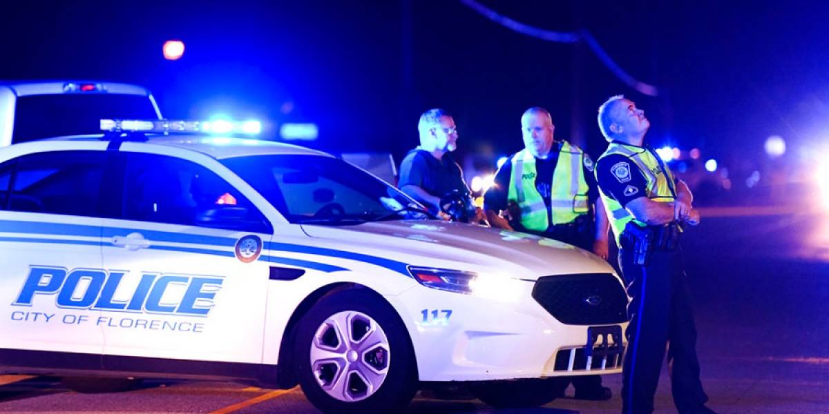 Balean a cinco policías en Carolina del Sur