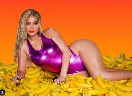 traje de baño de kylie jenner