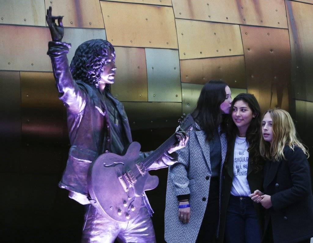 Chris Cornell ya tiene estatua en su natal Seattle