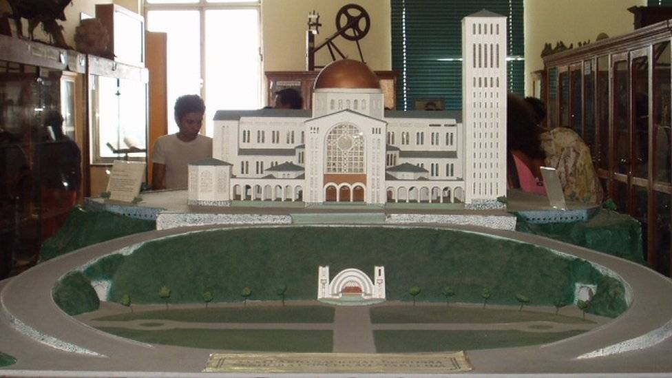 103784312museubasilicamaquete-c3cd815970a8d2fb90c3a6e99c7320ff.jpg