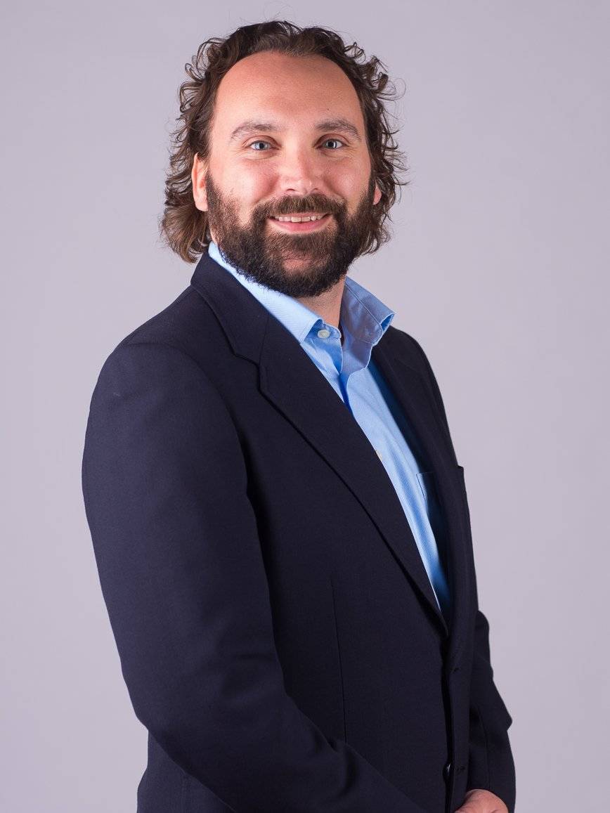 Paul M. Collins, Jr., profesor y director de estudios jurídicos en la Universidad de Massachusetts, EEUU.