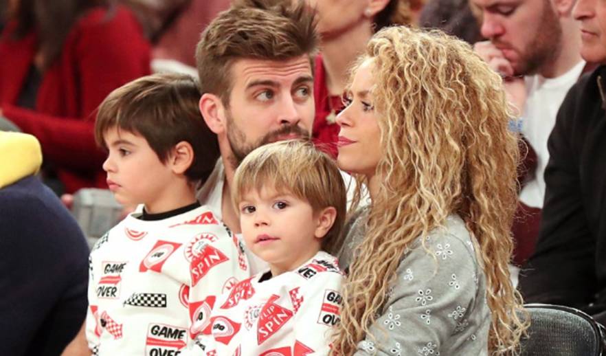 Shakira Shakira