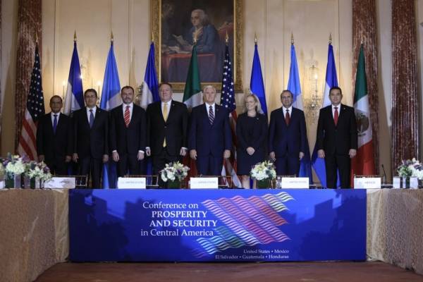 Jimmy Morales en Washington
