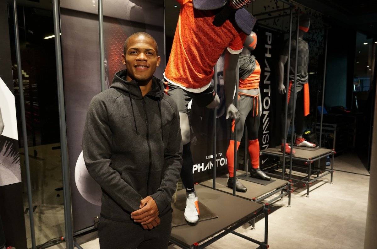 César Munder fue uno de los rostros de Nike en el lanzamiento del nuevo zapato Phantom en Chile / Foto: Nike