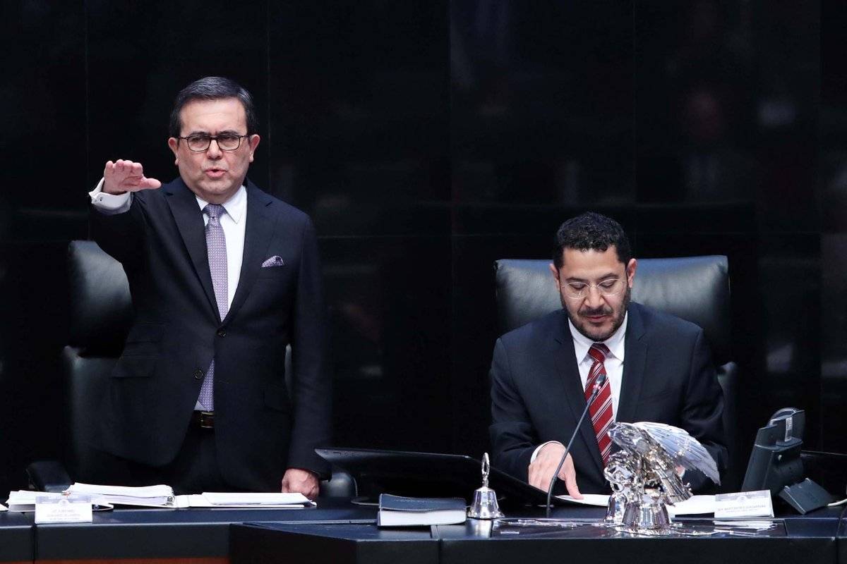 ‘Los pobres no comen gasolina’: Guajardo en el Senado ‘Los pobres no comen gasolina’: Guajardo en el Senado