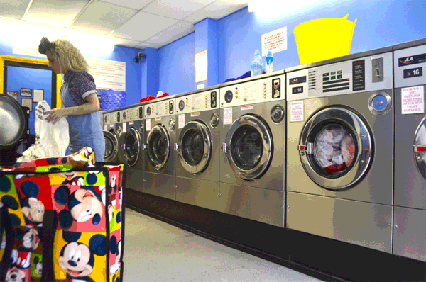 laundromat-41b05aa924656ebd7f058bc57967d294.gif laundromat-41b05aa924656ebd7f058bc57967d294.gif