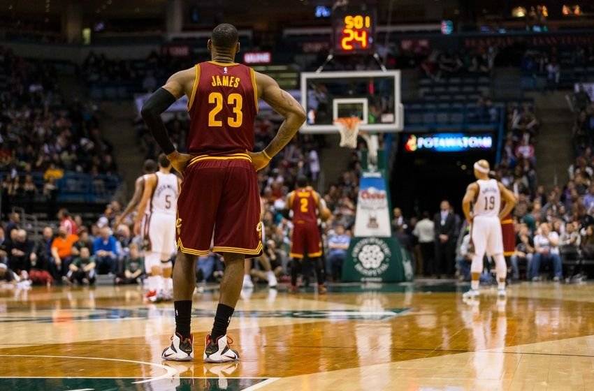 lebronjamesnbaclevelandcavaliersmilwaukeebucks850x560-b1e10fa923206c68b150f70b9989f6d0.jpg
