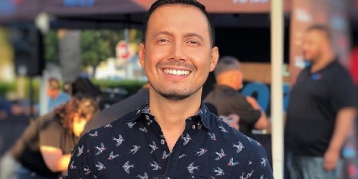 Presentador mexicano revela que es gay