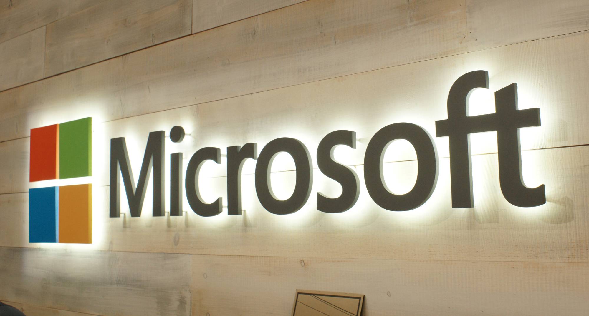 1022microsoft-41df17bce8bea2bca7b49cc40cff5ae9.jpg 1022microsoft-41df17bce8bea2bca7b49cc40cff5ae9.jpg