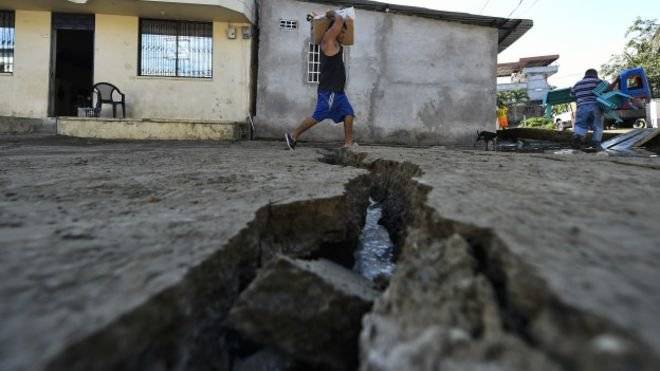 160418130308terremotoecuador624x351afpnocredit-10c2c42f3e01db62554217108319d804.jpg 160418130308terremotoecuador624x351afpnocredit-10c2c42f3e01db62554217108319d804.jpg
