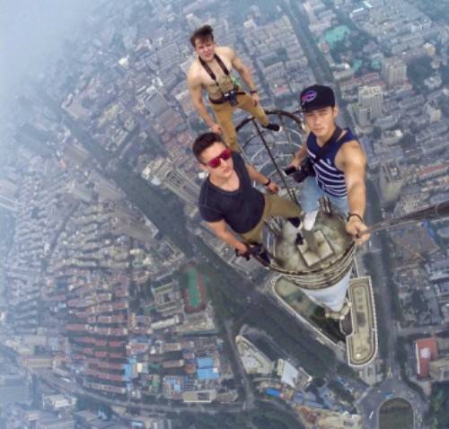 1624morirporunaselfie620x350-527da1185650af74e4080f5a1b99fbbd.jpg 1624morirporunaselfie620x350-527da1185650af74e4080f5a1b99fbbd.jpg