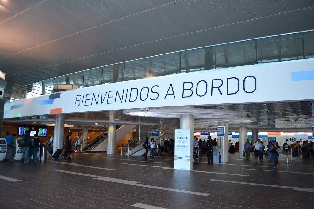hallprincipaldelaeropuertointernacionalluismuncc83ozmarin1-7a4632b2218b2d2634f46a55381f9e7f.jpg hallprincipaldelaeropuertointernacionalluismuncc83ozmarin1-7a4632b2218b2d2634f46a55381f9e7f.jpg