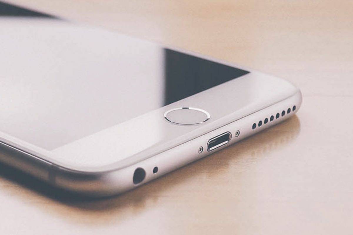 iphone6splus-d1775fffe4175a158c44a858cf0c3c85.jpg iphone6splus-d1775fffe4175a158c44a858cf0c3c85.jpg