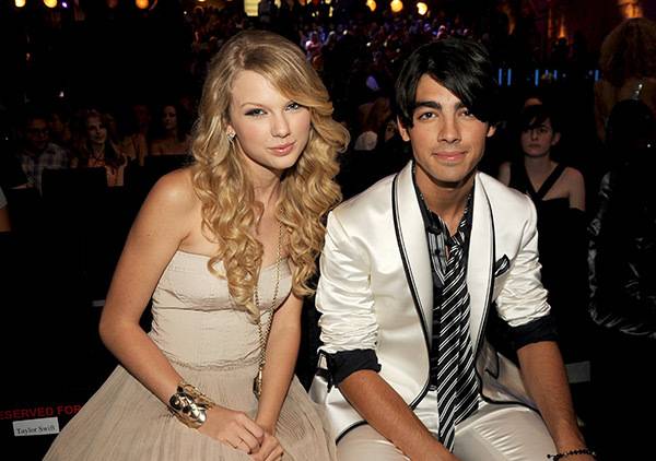 taylorswiftboyfriendcalvinharrisoutwithexjoejonasgigihadidftr-e4be5bed8debe746aad3e8a0d7171ddb.jpg taylorswiftboyfriendcalvinharrisoutwithexjoejonasgigihadidftr-e4be5bed8debe746aad3e8a0d7171ddb.jpg