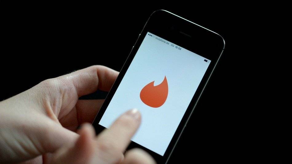 tinder-0b3a6bdd6f48edc0783180eb5fc50649.jpg