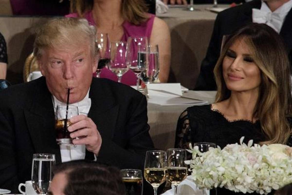 102116alsmithtrumpmelania640x360d095ae9f754fd8391cc18036e9d50af41200x800-4f675fa26dd18842ac619a2a9aa9ca2e.jpg 102116alsmithtrumpmelania640x360d095ae9f754fd8391cc18036e9d50af41200x800-4f675fa26dd18842ac619a2a9aa9ca2e.jpg