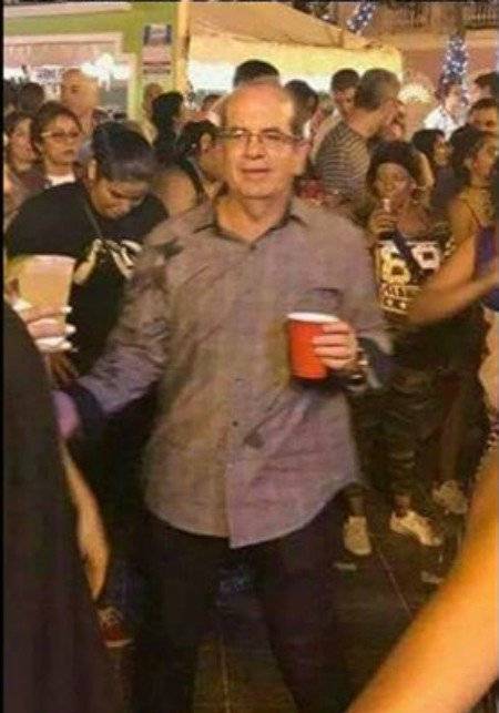 anibalacevedovilaenlasfiestas-da53332d4cb97451836d3f19d914d8ef.jpg