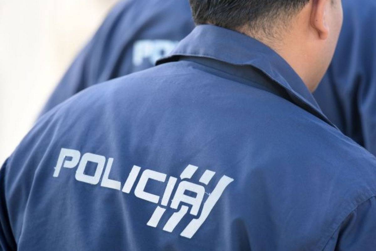 asesinatodeunpolicia51600x8001200x800-5cd399a0b4e9051f09abe72baa9a9a84.jpg asesinatodeunpolicia51600x8001200x800-5cd399a0b4e9051f09abe72baa9a9a84.jpg