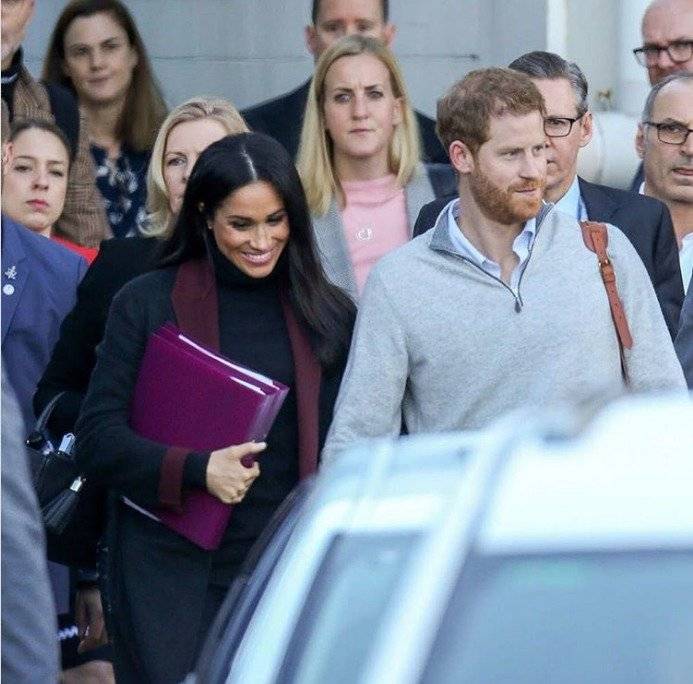 Meghan Markle trató de ocultar su embarazo con este look