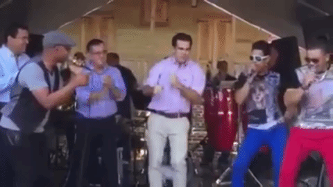 giphy105-587d8ea11464d7427daccc8b85bbbd7d.gif giphy105-587d8ea11464d7427daccc8b85bbbd7d.gif