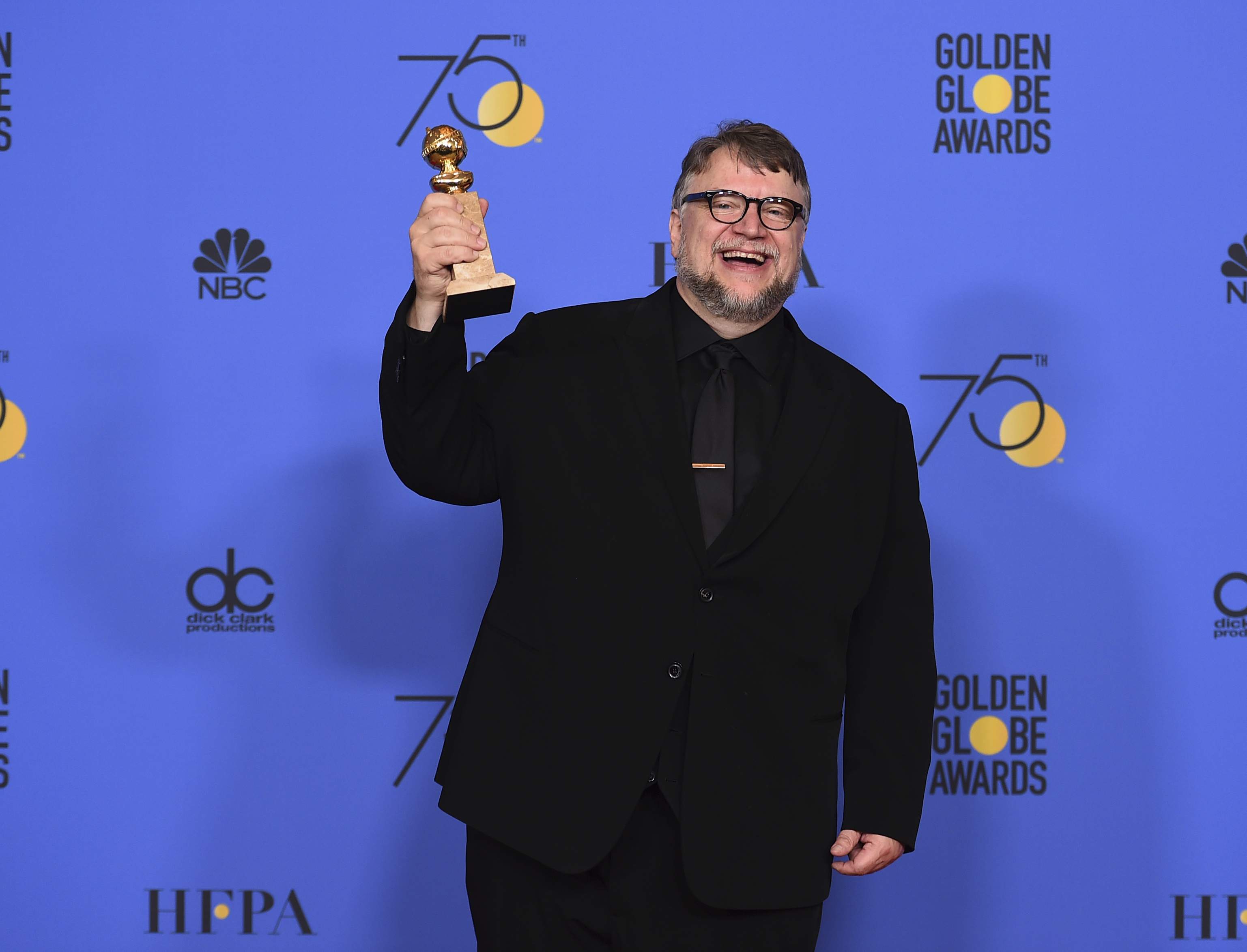guillermodeltoro1-76d303c2166cea139b7019d03019e18a.jpg guillermodeltoro1-76d303c2166cea139b7019d03019e18a.jpg