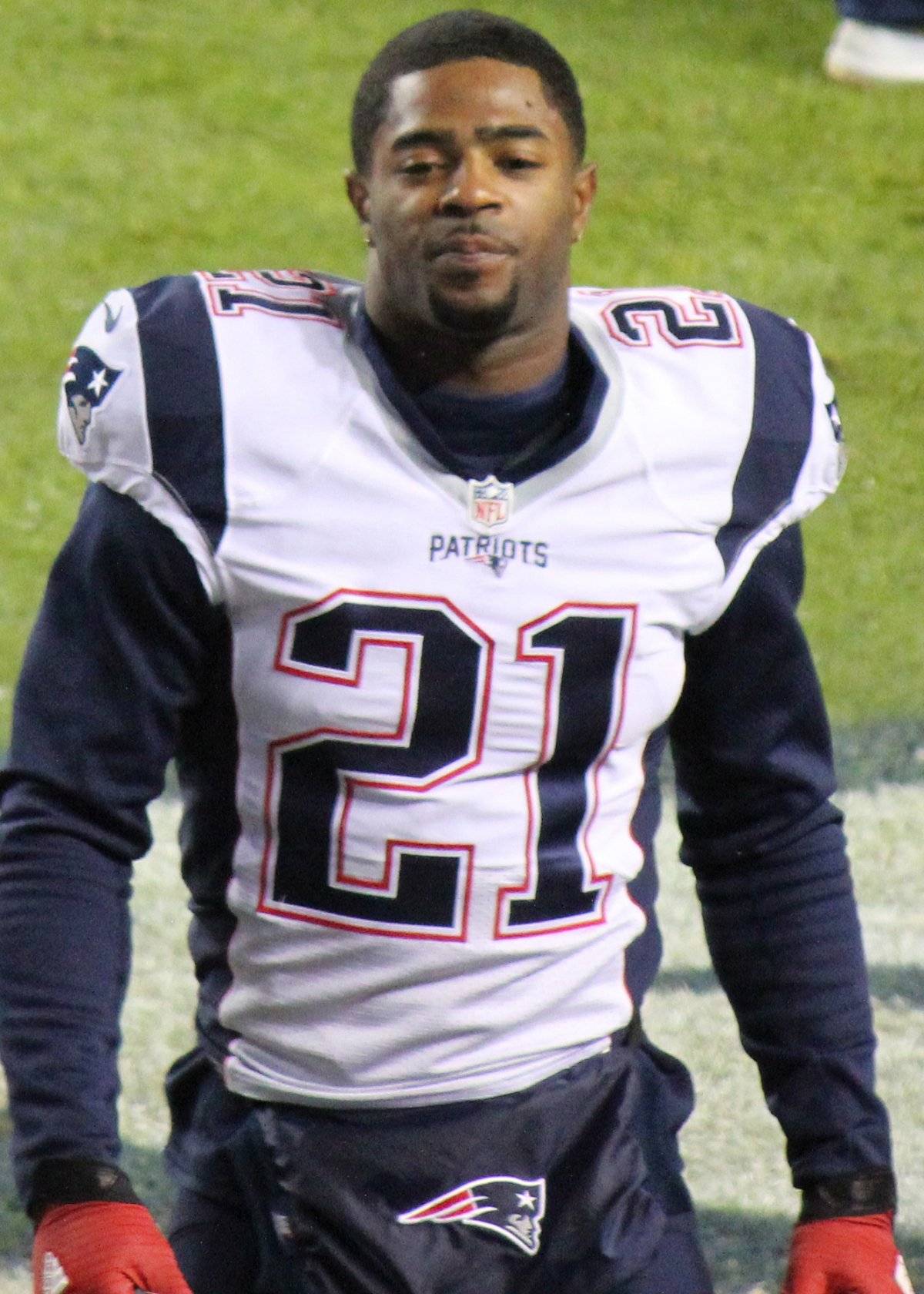 malcolmbutleramericanfootballbs4m-8c7e427b18be883defac236abd18c048.jpg