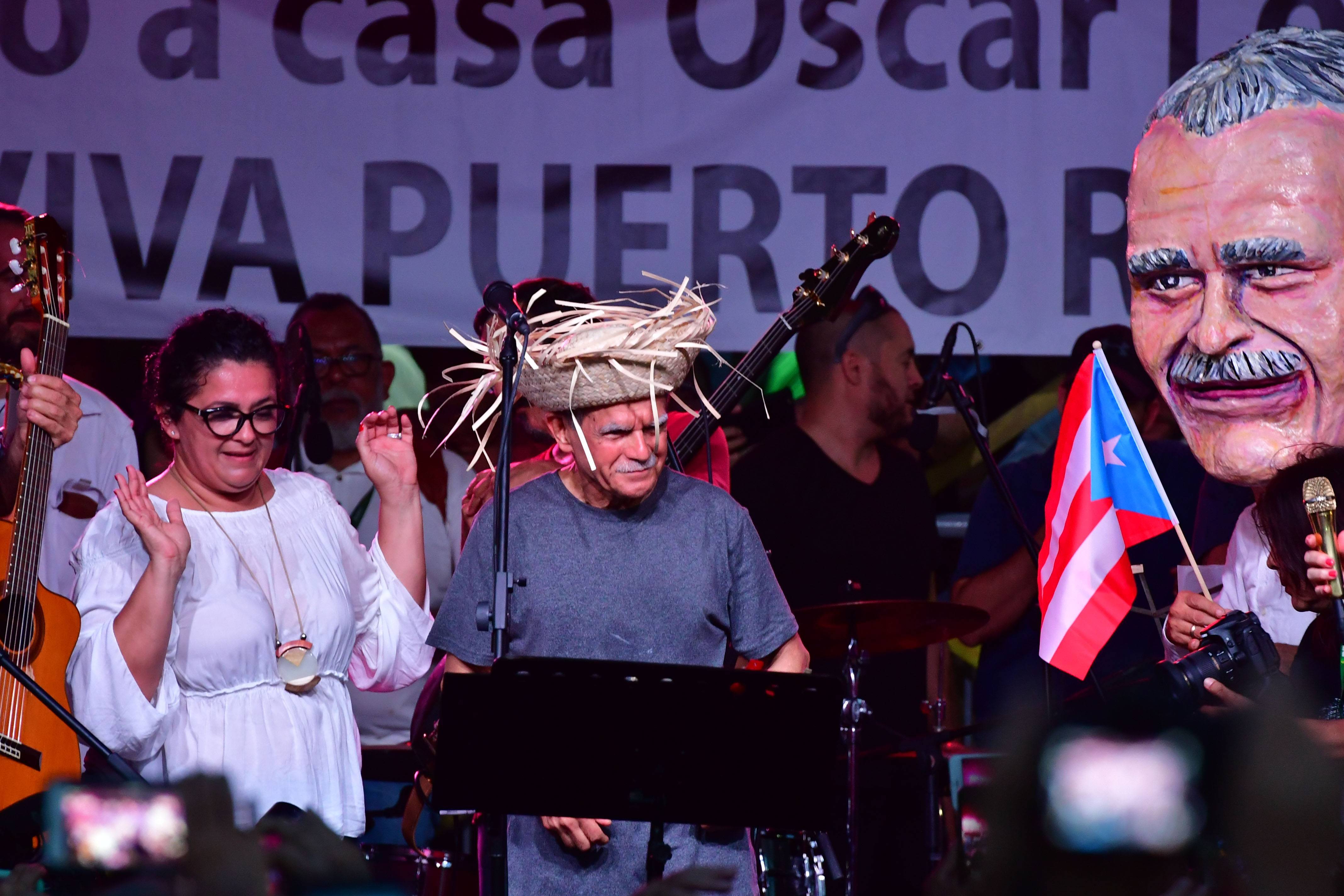 oscarlopez6-622f2ce3021b63e25393bbb0224d46c1.jpg oscarlopez6-622f2ce3021b63e25393bbb0224d46c1.jpg