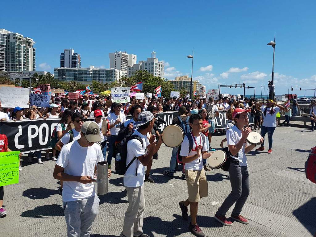protestaestudiantes1811407111-a18601db4da9d32716835ef0a7923166.jpg protestaestudiantes1811407111-a18601db4da9d32716835ef0a7923166.jpg