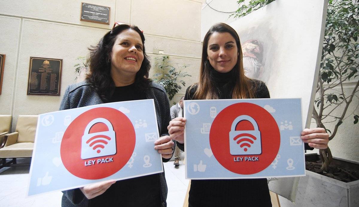 Ley Pack presentado por Maya Fernández y Maite Orsini