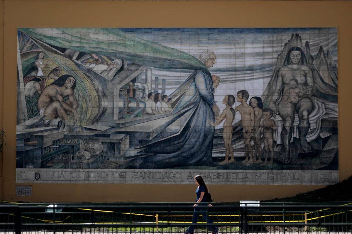 Mural "Homenaje a Gabriela Mistral"