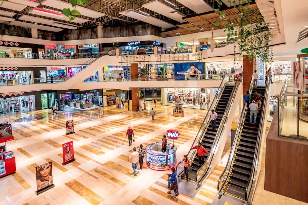 Por una noche, más de 50 tiendas tendrán descuentos de hasta el 75 en