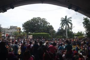 https://www.publinews.gt/gt/noticias/2018/10/19/imagenes-caravana-migrantes-hondurenos-cruza-la-frontera-guatemala-mexico.html