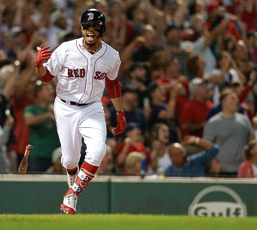 Mookie Betts (Medias Rojas