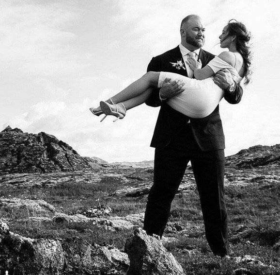 Thor Björnsson contrajo matrimonio con su novia