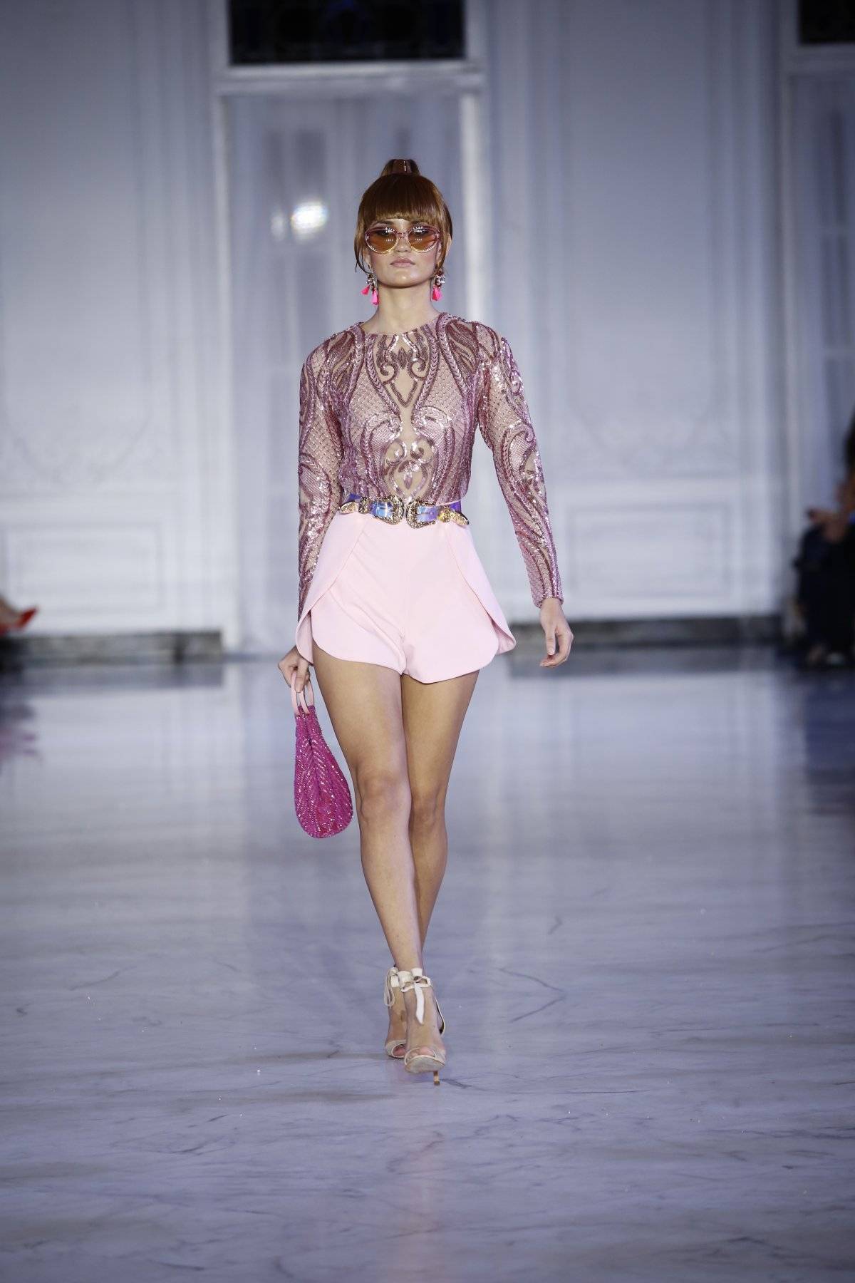 Rumper en tul rosa bordado en lentejuelas / Foto: SJ Moda-Jessica Cristina