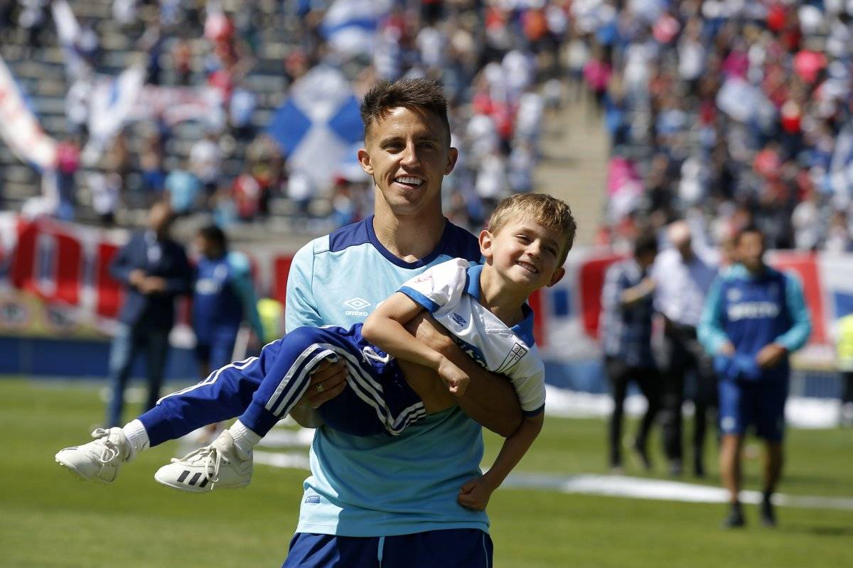 El hijo de Buonanotte disfrutó en el Banderazo / imagen: Photosport