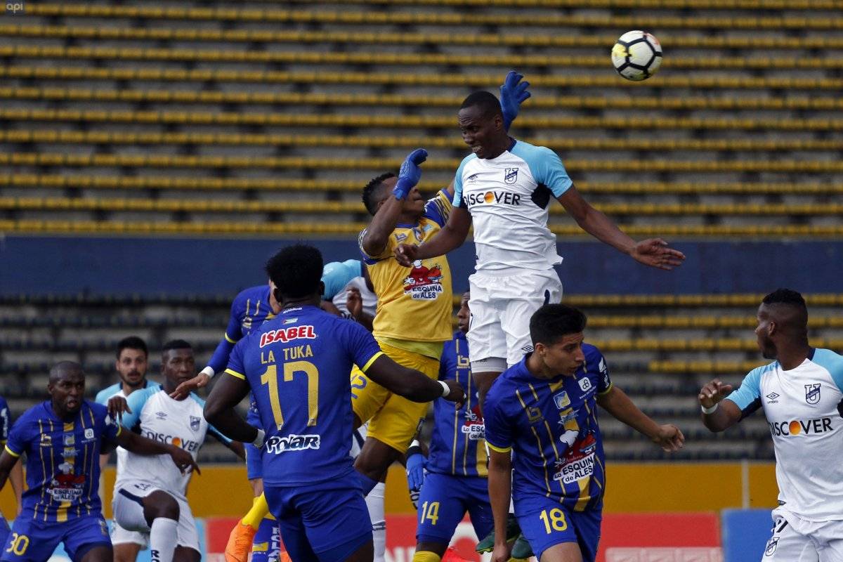 UNIVERSIDAD CATOLICA VS DELFIN