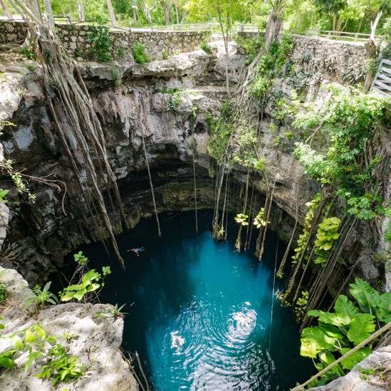 104043300cenote1-e84b97c5e8f2eb641b5f38a9bd313fbf.jpg