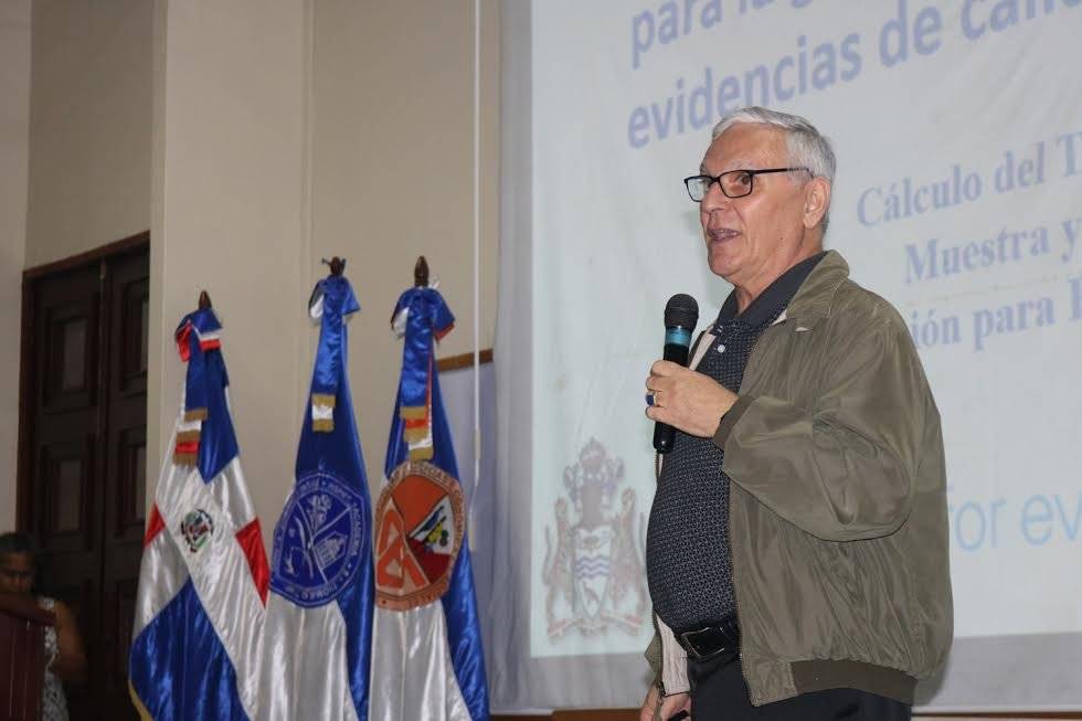 Armando Levinson, conferencista y experto internacional