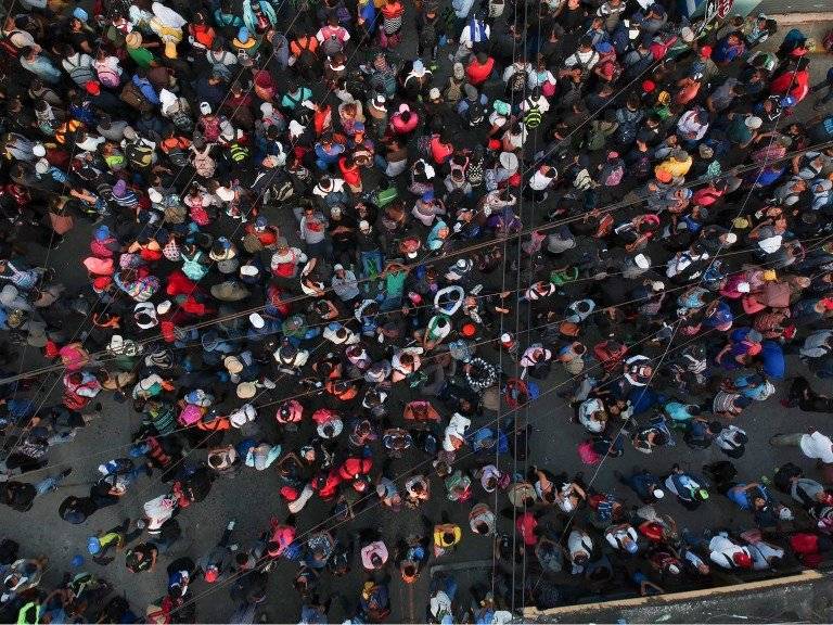 caravana de migrantes salvadoreños llega a frontera Tecun Umán
