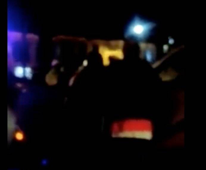 Camioneta de revocado alcalde de Loja es llevada en grúa