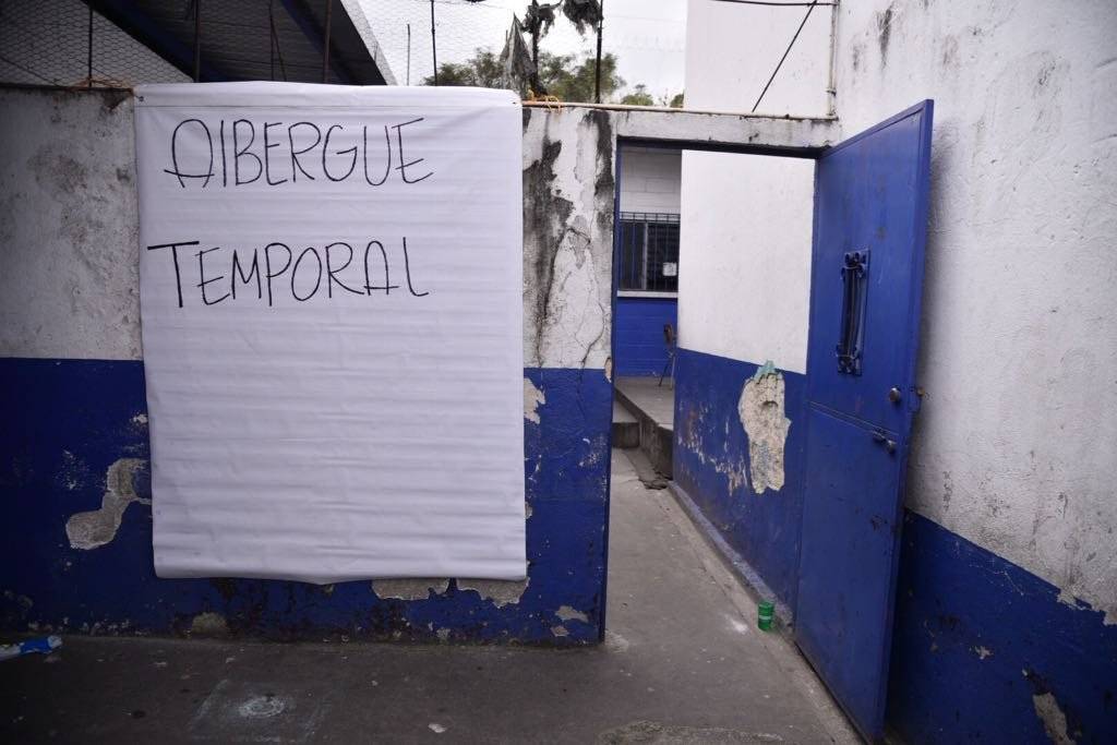 Albergue temporal por trabajos en puente Belice