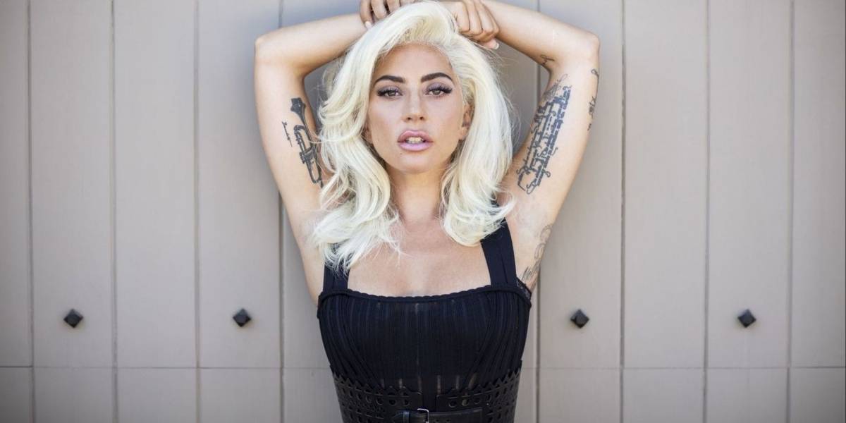 Lady Gaga está jugando Bayonetta y sus fans están encantados